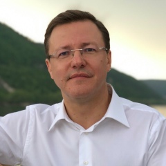 Дмитрий Азаров