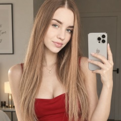Юлиана Скоробогатова